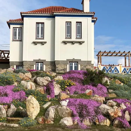 O Amorzinho Sintra Bed & Breakfast *