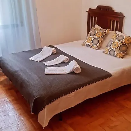 Bed & Breakfast Lanui Vintage Sintra
