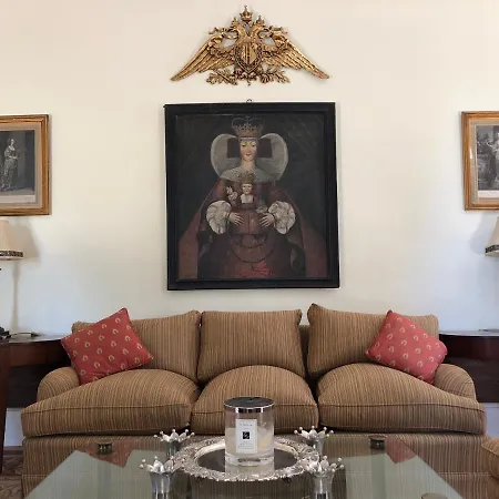 Luxurious Royal Estate In Historic Paradise *