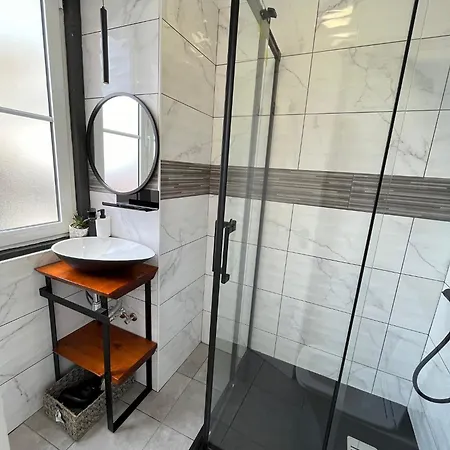 Historic Centre Romantism Capital Apartment