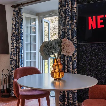 Wow - Unique Double Smart In 17th Century Palace! Hot Tub, Snooker, Bbq, Ps5, Sauna, Gym 5* Sintra