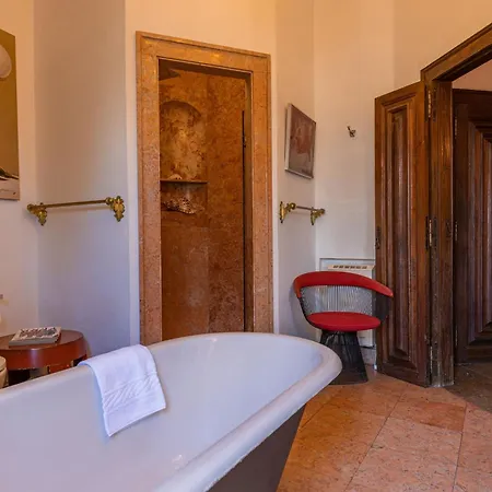 Hotel Wow - Unique Double Smart In 17th Century Palace! Hot Tub, Snooker, Bbq, Ps5, Sauna, Gym Sintra