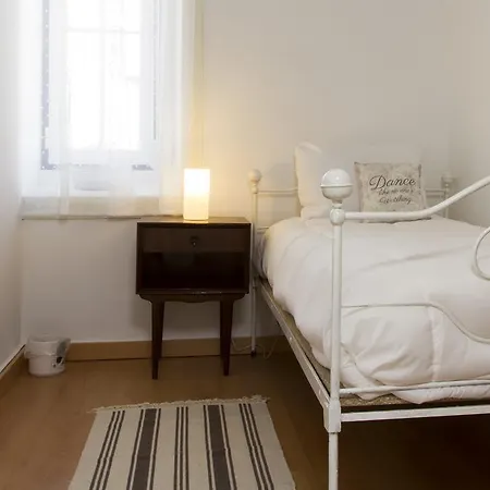 Guest house Valdez Sintra