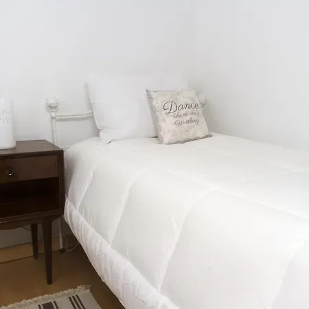 Guest house Valdez Sintra