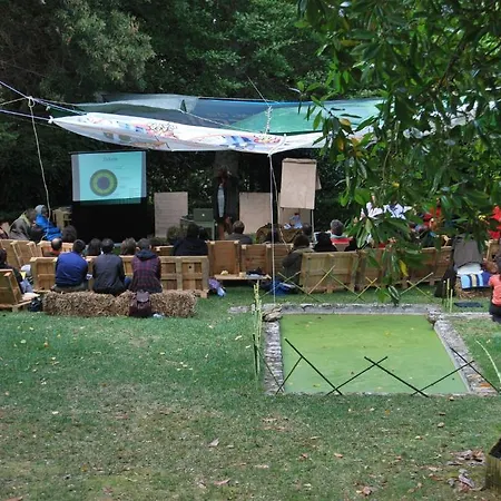 Almaa Albergue *
