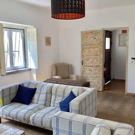 Lanui Vintage Bed & Breakfast Sintra