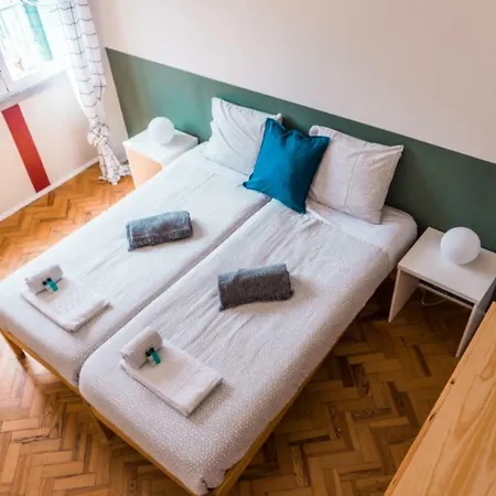 Nice Way Albergue Sintra