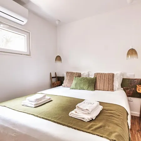 Azen Cool House Alojamento de Acomodação e Pequeno-almoço