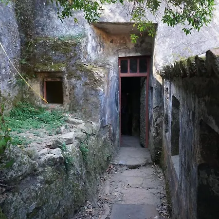 Ribeira Dos Marinheiros Amarelo