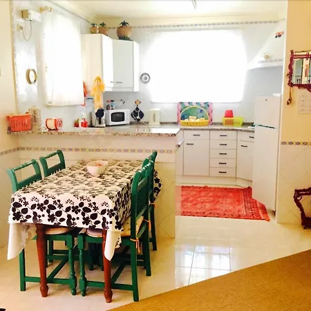 Apartment Spacious With Pool *