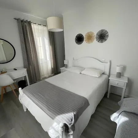 Casa De D. Maria Parreirinha Guest house