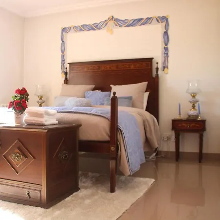 Homestay Castelinho Carrascal Summer Apt & Heated Pool *