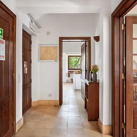 Joivy 3-Br Cottage With Terrace And Garden In Colares * Sintra