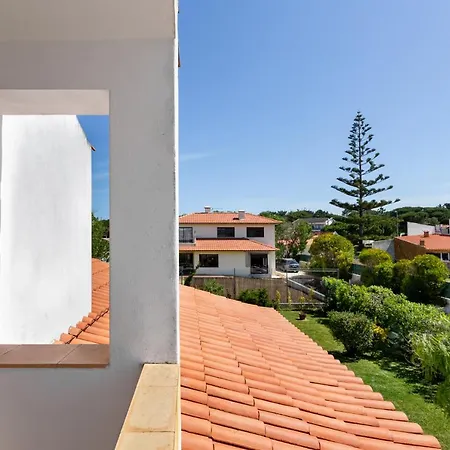 Joivy 3-Br Cottage With Terrace And Garden In Colares Sintra