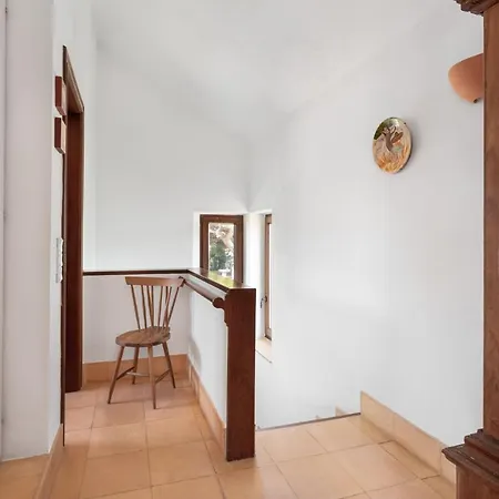 Joivy 3-Br Cottage With Terrace And Garden In Colares * Sintra