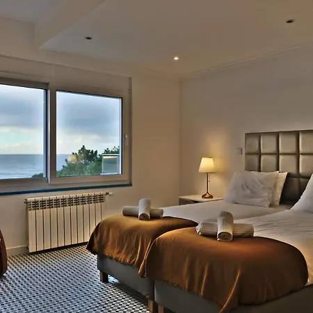 Guest house Mega Ocean Magoito - - Sintra