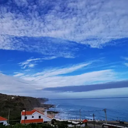 Guest house Mega Ocean Magoito - - Sintra