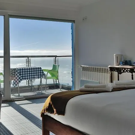 Guest house Mega Ocean Magoito - - Sintra