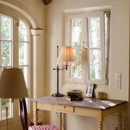 Monserrate - Country Villa