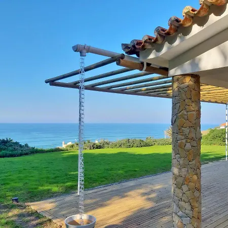 The Beachfront Casa Da Rampa Ii *