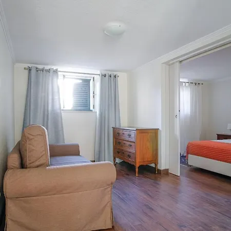 Apartment Kochab By Lovelystay Sintra