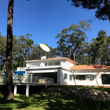 Colares Villa