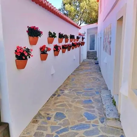 Buganvilia - Quinta Casalinho Da Azenha Bed & Breakfast