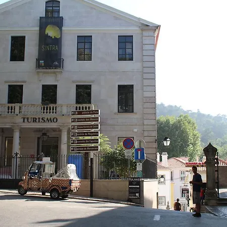 Sintra1012 Boutique Alojamento de Acomodação e Pequeno-almoço 3*