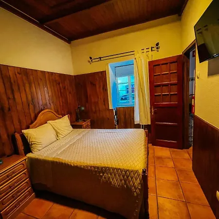A Casa Amarela Apartment Sintra