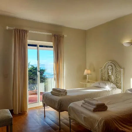 The Beachfront Casa Da Rampa Ii *
