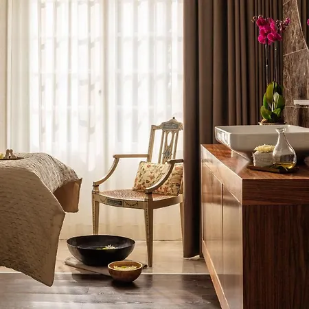 Hotel Tivoli Palácio De Seteais 5*