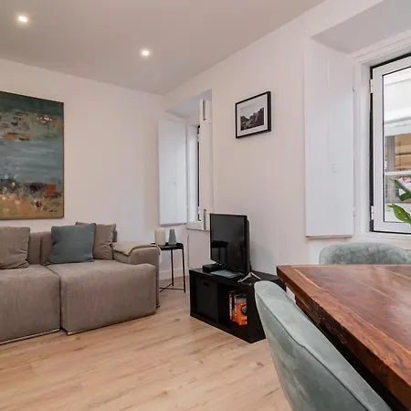 Elegant In Center By Lovelystay Apartment Sintra