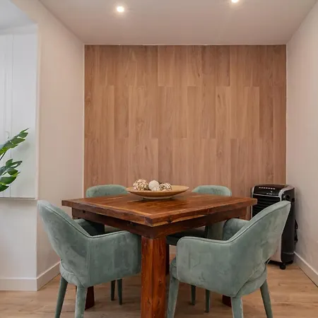 Apartment Elegant In Center By Lovelystay Sintra