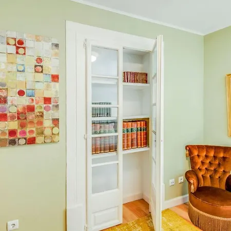 Apartment Luxa Charm House By Lovelystay *