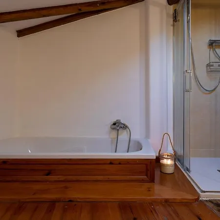 Casa Pequena By Lovelystay Holiday home *