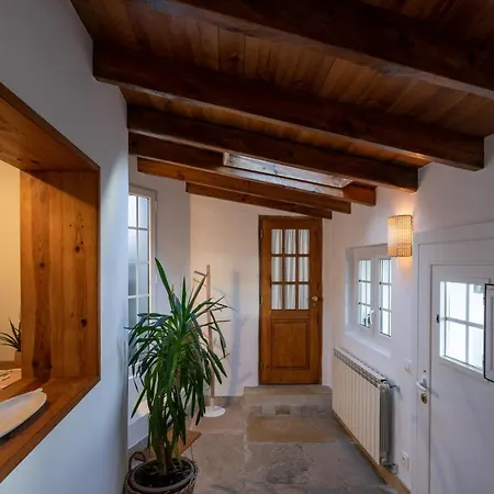 Casa Pequena By Lovelystay Holiday home *