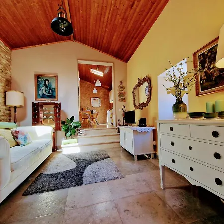 Casa Azenhas By Lisbon Village Holiday home