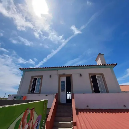 Hostel Meraki Azenhas do Mar