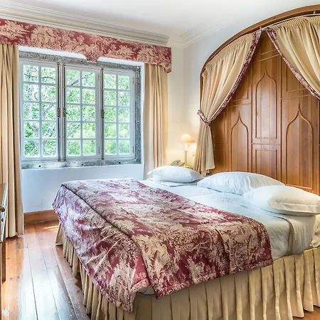 Hotel Lawrences