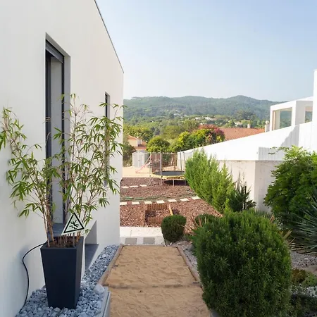 Amazing Retreat W/ Pool By Lovelystay Holiday home Sintra