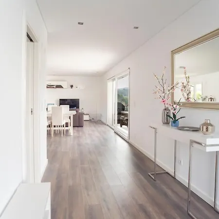 Amazing Retreat W/ Pool By Lovelystay Holiday home Sintra