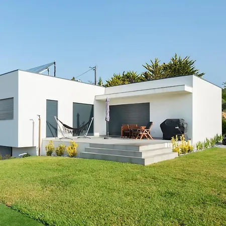 Holiday home Amazing Retreat W/ Pool By Lovelystay