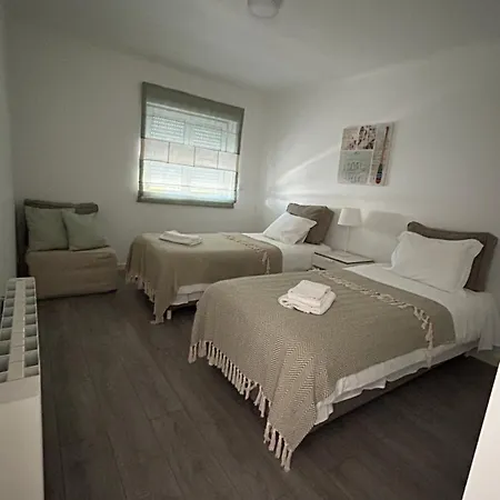 Cabriz White House Apartment