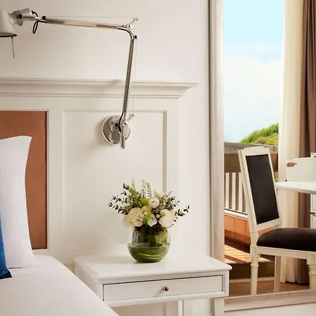 Nh Centro Hotel 4*