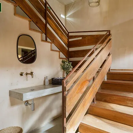 Valley House Bed & Breakfast