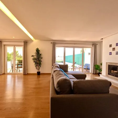 Casa Beloura Between The Sea And The Mountains *