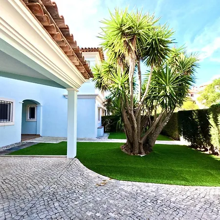 Holiday home Casa Beloura Between The Sea And The Mountains Sintra