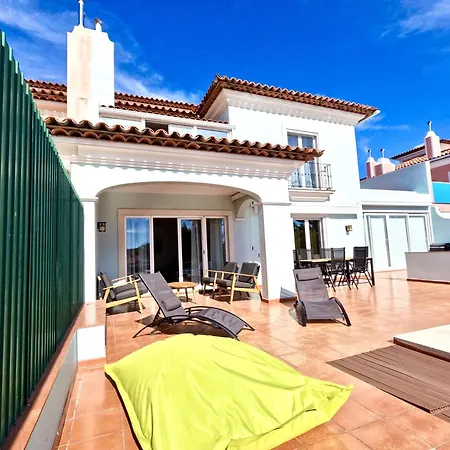 Holiday home Casa Beloura Between The Sea And The Mountains