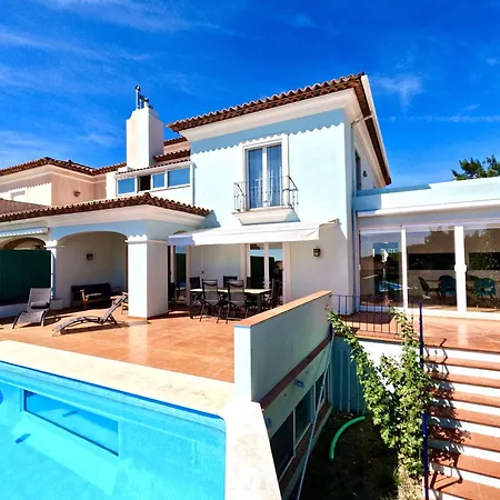 Casa Beloura Between The Sea And The Mountains
