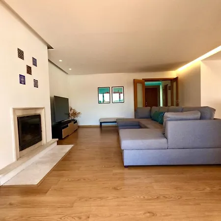 Casa Beloura Between The Sea And The Mountains Holiday home *